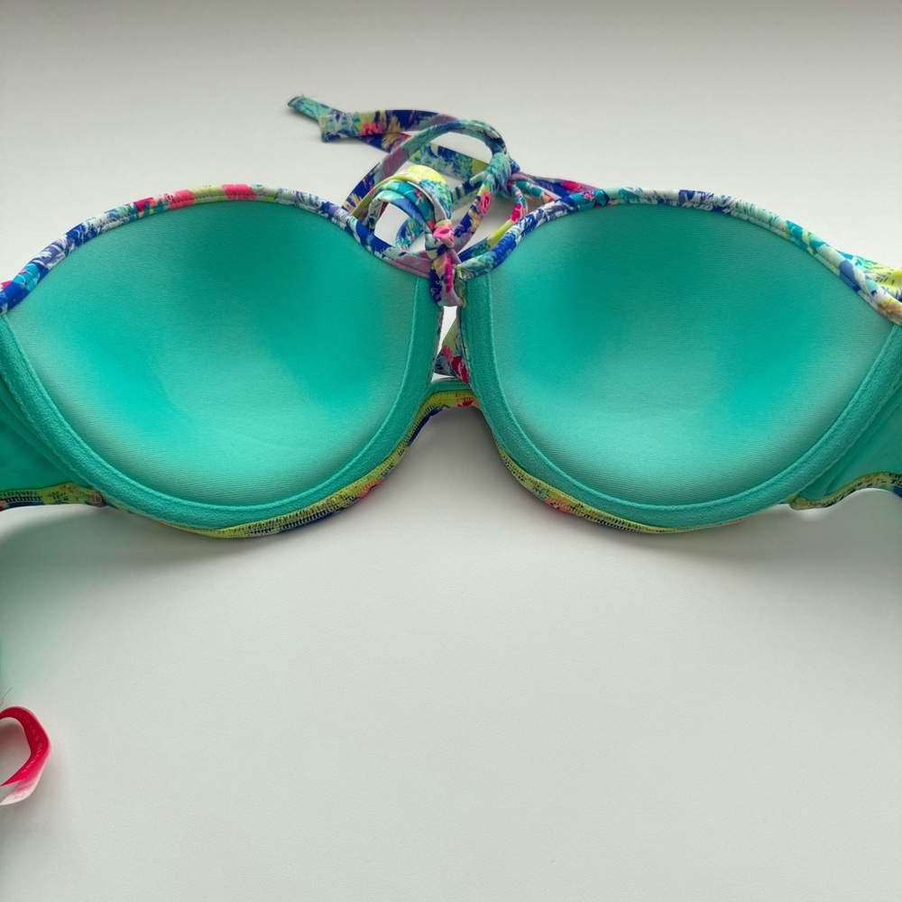 Victoria's Secret Women’s Multicolor Floral Bikini Top 36D Swim - Picture 4 of 8
